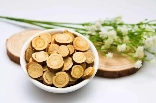 甘草エキスのイメージ：薬草の甘草